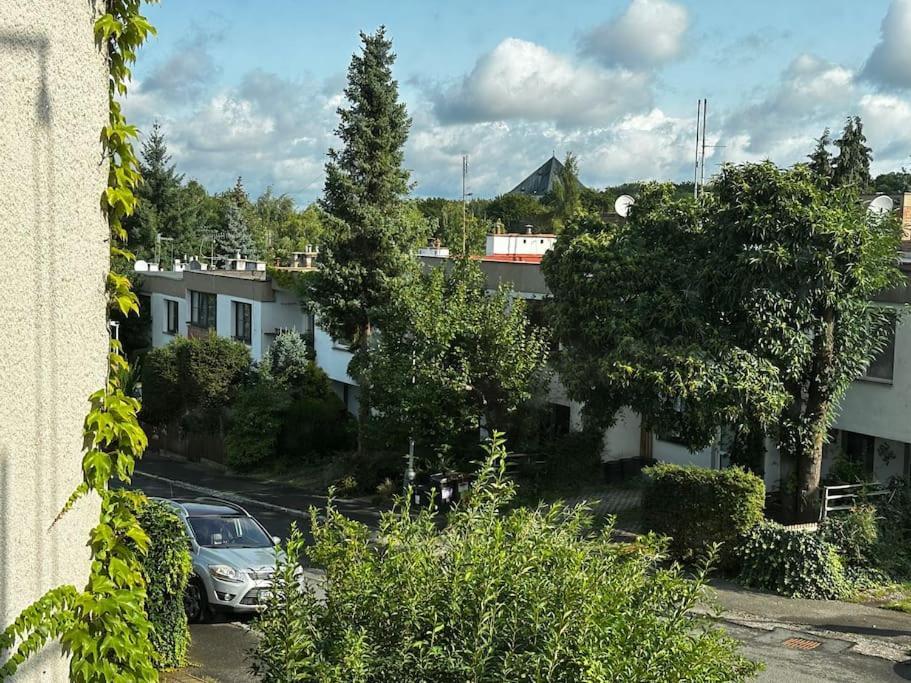 Byt V Rezidencni Ctvrti Prahy 6 Praha Eksteriør bilde